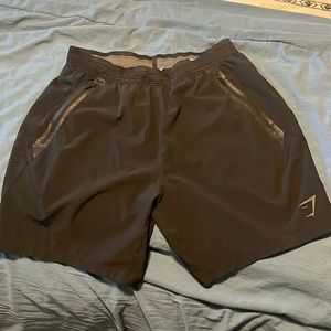 Gymshark Mens Black Apex Performance Shorts, 7”, Size M)